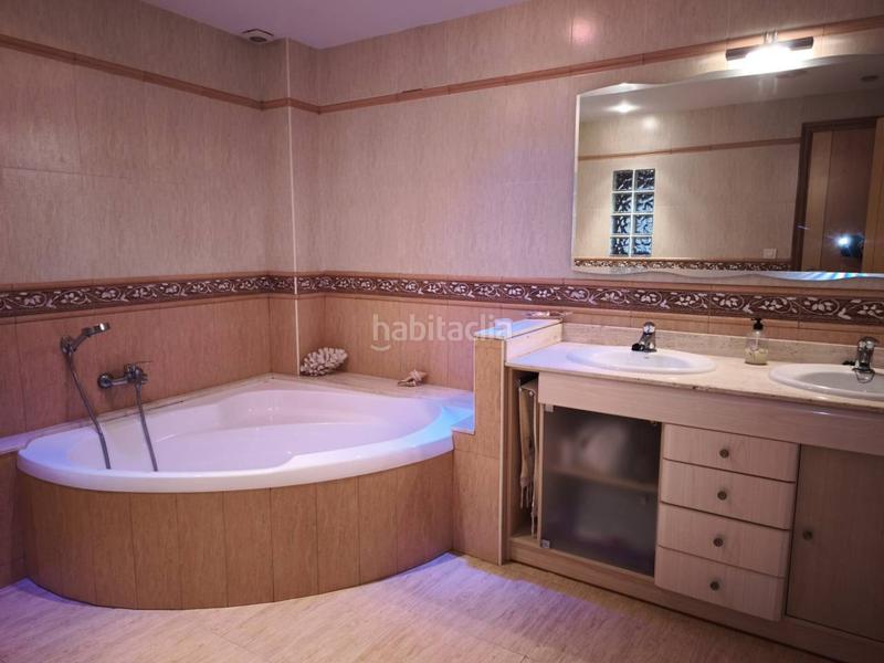 Foto 8107c0fe-eea5-4ab7-8d2c-e01a9298fab1. Casa  en venta en Casc Antic Amposta