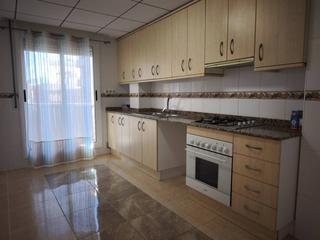 Pis a Zona Hospital. Venta de piso en amposta