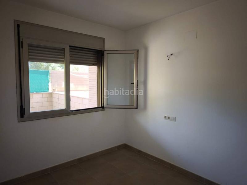 Foto faab7aa2-6054-4e3b-966a-00c80a5f4f92. Alquiler piso fantástico piso 2 habitaciones a estrenar. en Alcanar
