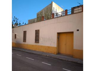 Maison à Casc Antic. Venta de casa en amposta