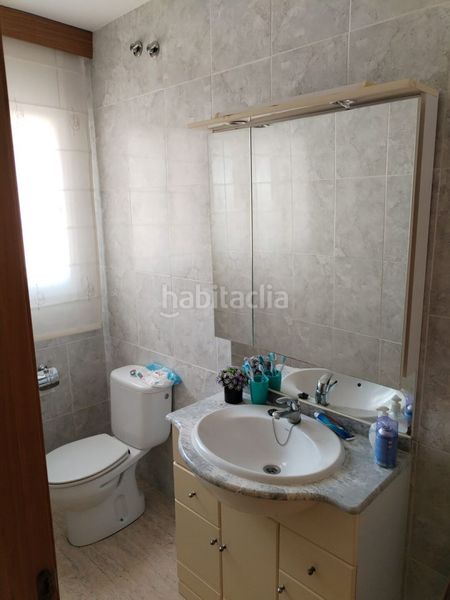 Foto e0a7bc9c-75a1-4e45-8889-0ff0b688bd42. Dúplex amb aparcament a Alcanar