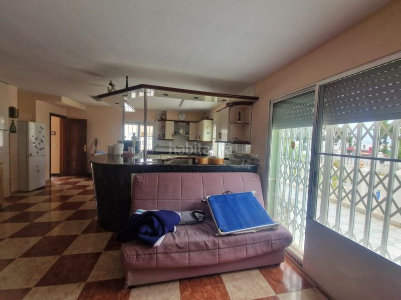 Foto b6420b48-b232-4964-a3a7-8828d1ae5c00. Xalet amb aparcament a Alcanar