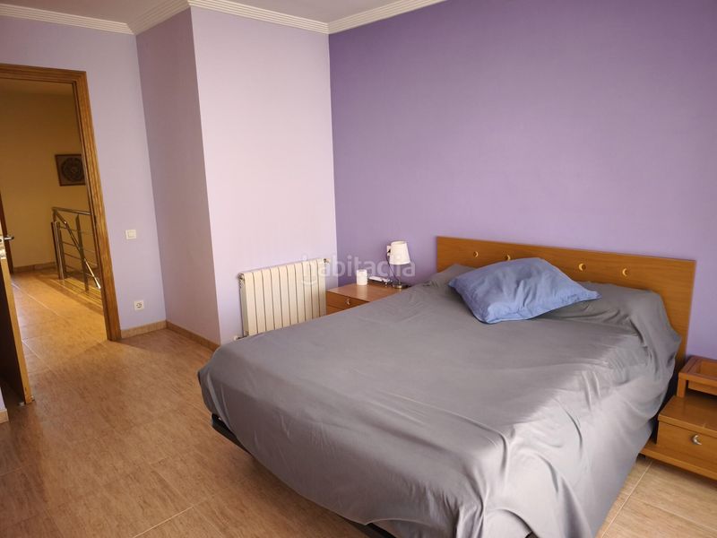 Foto c038b87e-b066-4e68-99dd-a5bc754dd826. Casa amb aparcament a Casc Antic Amposta