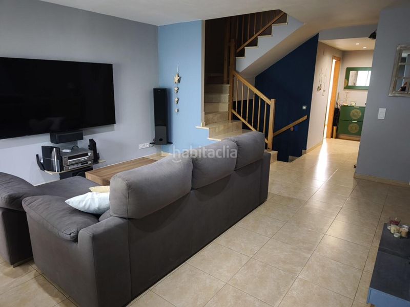 Foto 51f02b82-d0cd-46fb-898a-332d353fcffa. Casa amb aparcament a Alcanar