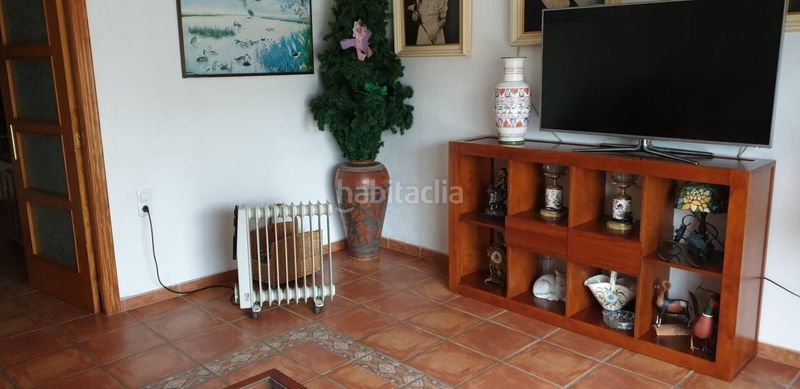 Foto 1ba03249-783a-4c82-a777-418115f88cc2. Casa adossada a Deltebre