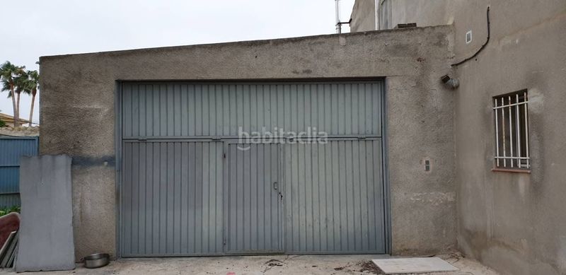 Foto 75ab3747-a9bf-4378-86fd-c407cf787a47. Casa adossada a Deltebre