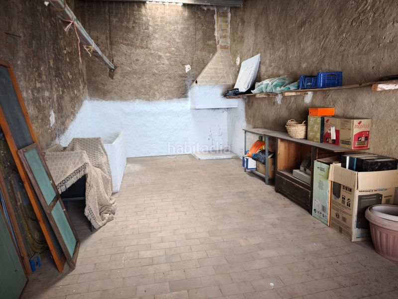 Foto 2a644d0e-8c2e-4d05-a652-a6efdc0da600. Aparcament cotxe a Freginals