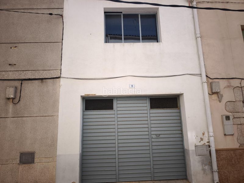 Foto 95dc071b-6a08-4437-b8b6-ad77c4f733d8. Aparcament cotxe a Freginals