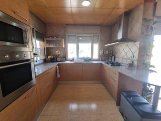 Chalet in Segur de dalt. Chalet independiente en valdemar con zona habilitada en el garaj