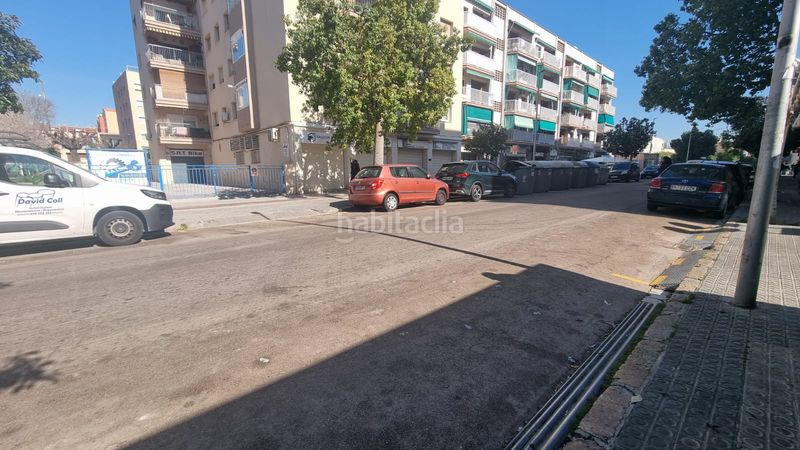 Foto fa05e456-b6ba-42df-8f09-056540121e41. Aparcament cotxe a Sant Joan Vilanova i la Geltrú
