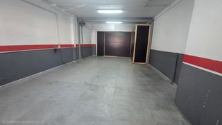 Lloguer Local Comercial a Les Roquetes. Local en alquiler cerca del ayuntamiento de les roquetes
