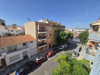 Duplex in Les Roquetes. Precioso duplex cerca de la nueva zona de les roquetes