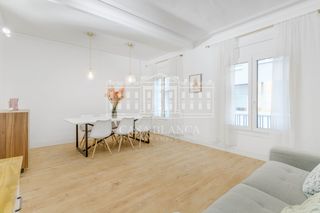 Affitto Appartamento  Carrer de puig-reig. Vivienda de alquiler temporal en barcelona.