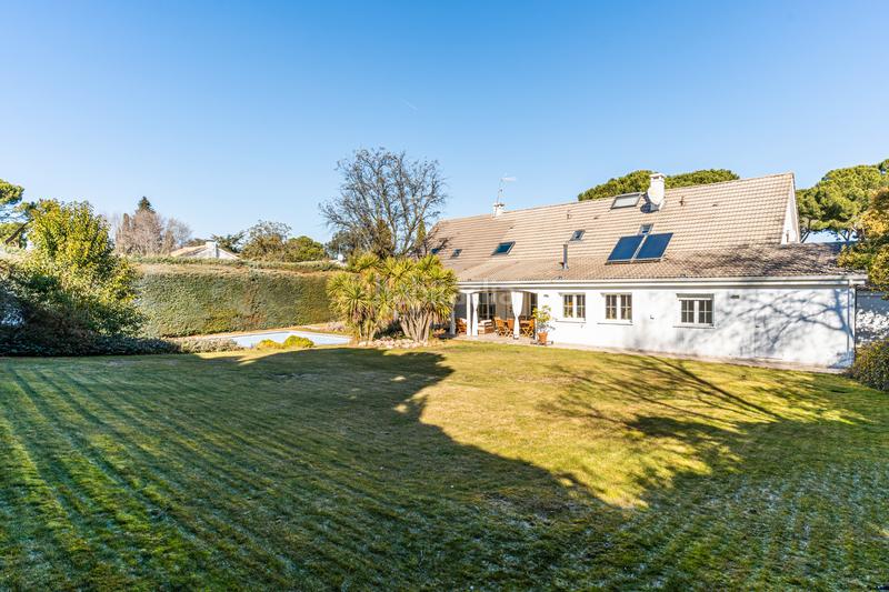 Foto d2dc97ad-d6ab-4321-972a-9d7415511d4d. Chalet avec chauffage piscine dans Monteclaro Pozuelo de Alarcón
