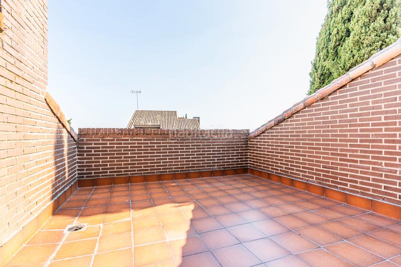 Foto a5b8e770-1a1a-4ff9-acd4-e0acdb21a122. Xalet amb calefacció aparcament piscina a Norte Majadahonda