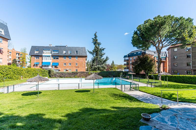 Foto 839fd253-1186-42a1-9b1b-4bbaea9f789a. Penthouse with heating parking pool in Norte Majadahonda