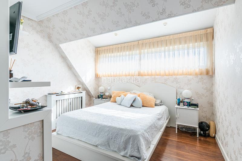 Foto b8706d39-0f4c-460d-9423-22eb9cd7c171. Penthouse with heating parking pool in Norte Majadahonda