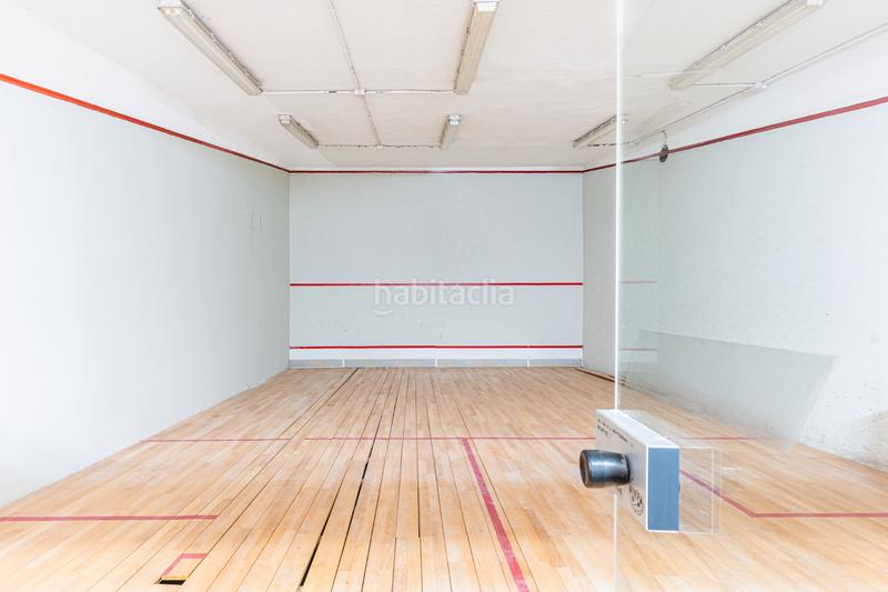 Foto 4008823a-d315-4143-8eec-344a11ec5540. Semi detached house with heating parking pool in Carretera del Plantío Majadahonda