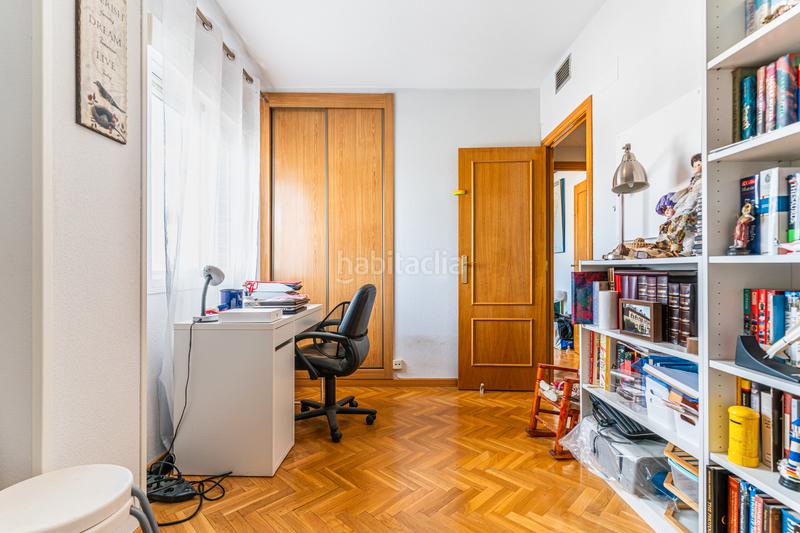 Foto 530fc6cc-e682-4940-8cf9-f945f415782f. Àtic amb calefacció aparcament piscina a Golf-El Carralero Majadahonda