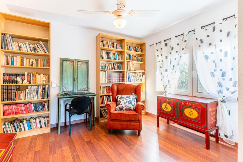 Foto bc35639a-37f2-4433-b36f-5d7068ea7dce. Chalet venta chalet independiente en Cerro Alarcón Valdemorillo