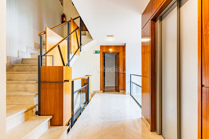 Foto 0fd349bc-5555-45aa-b3b4-6f2d572242be. Dúplex amb calefacció aparcament piscina a Casco Antiguo Majadahonda