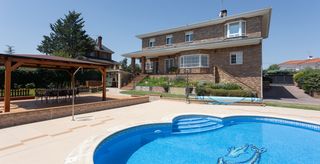 Xalet a Las Vegas-Santa María. Venta chalet independiente v. pardillo