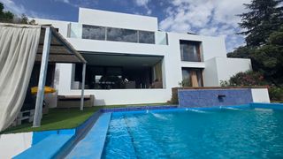 Chalet à Cerro Alarcón. Venta chalet independiente en valdemorillo