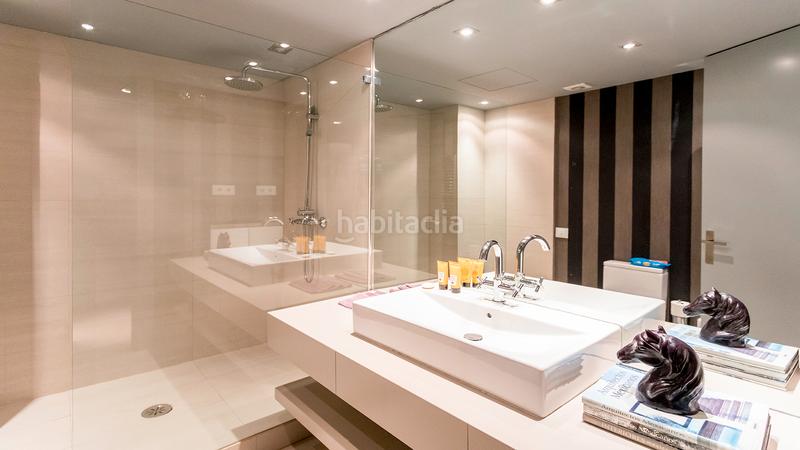 Foto c071725c-a00d-4b1d-8800-2cae4d77daf3. Chalet con riscaldamento parcheggio piscina in urbanización La Moraleja La Moraleja