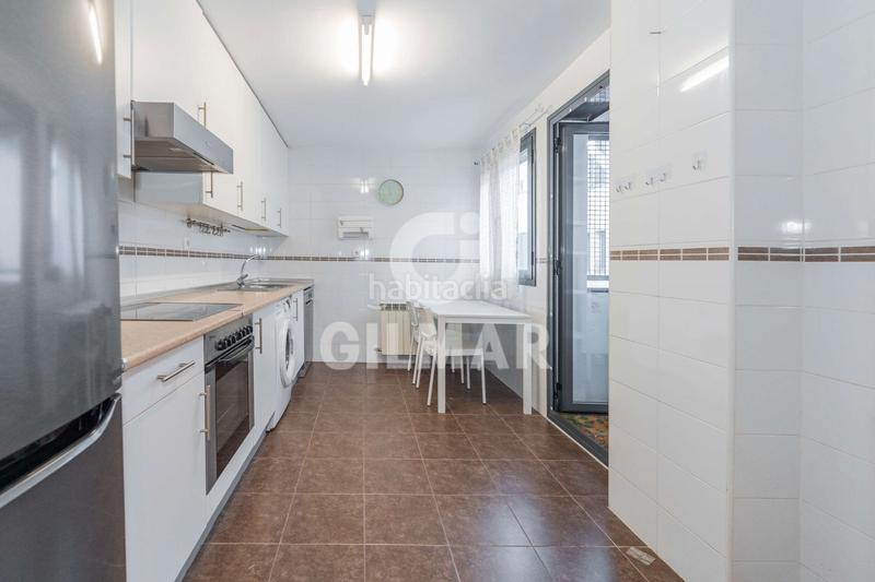 Foto 73eed925-e026-447a-a9a5-ea4c3c170244. Appartement avec chauffage parking piscine dans Las Tablas Madrid