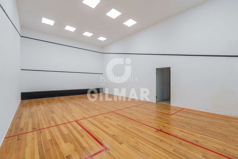Foto 496677ce-0c88-40a0-977d-df4f1dd4e1cf. Casa adossada amb calefacció aparcament a el soto de La Moraleja La Moraleja