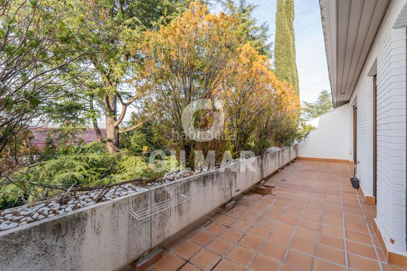 Foto c5f7447a-bcd0-4f9c-af9c-7ebc123efb18. Casa adossada amb calefacció aparcament a el soto de La Moraleja La Moraleja