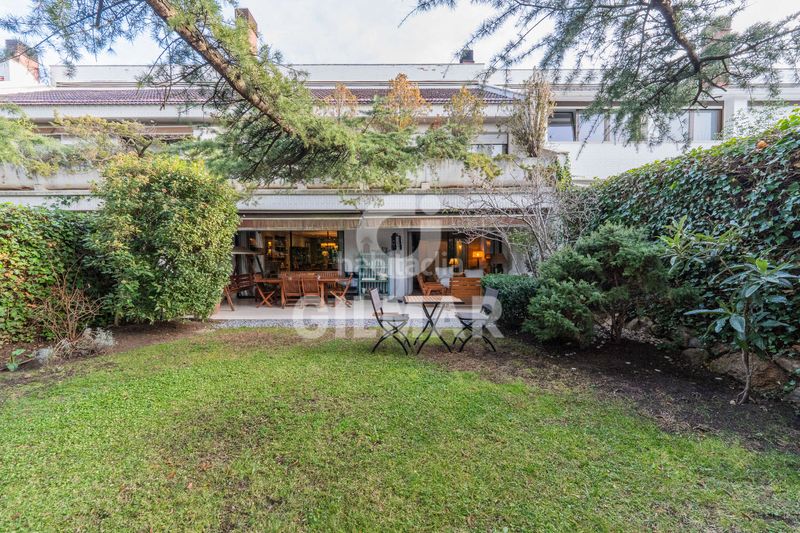 Foto f15397ed-b0ea-4d76-a0e8-decce4e99412. Casa adossada amb calefacció aparcament a el soto de La Moraleja La Moraleja