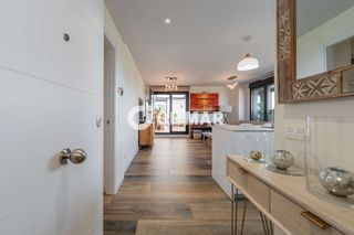 Penthouse in Valdebebas - Valdefuentes. Presentamos este magnífico piso de 125 m construidos con una imp