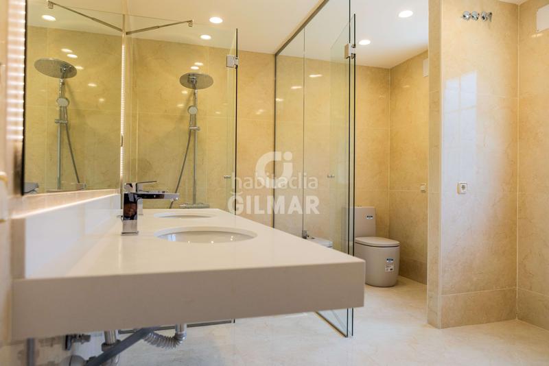 Foto 3a9a51b1-a5f8-47c4-bb5f-fa7d7a4f6c77. Xalet amb calefacció aparcament piscina a Navalquejigo-Los Arroyos Escorial (El)