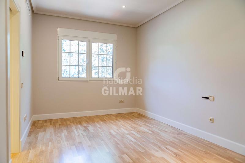 Foto 910f97d7-709c-4795-86c3-398fb2bdab5d. Xalet amb calefacció aparcament piscina a Navalquejigo-Los Arroyos Escorial (El)