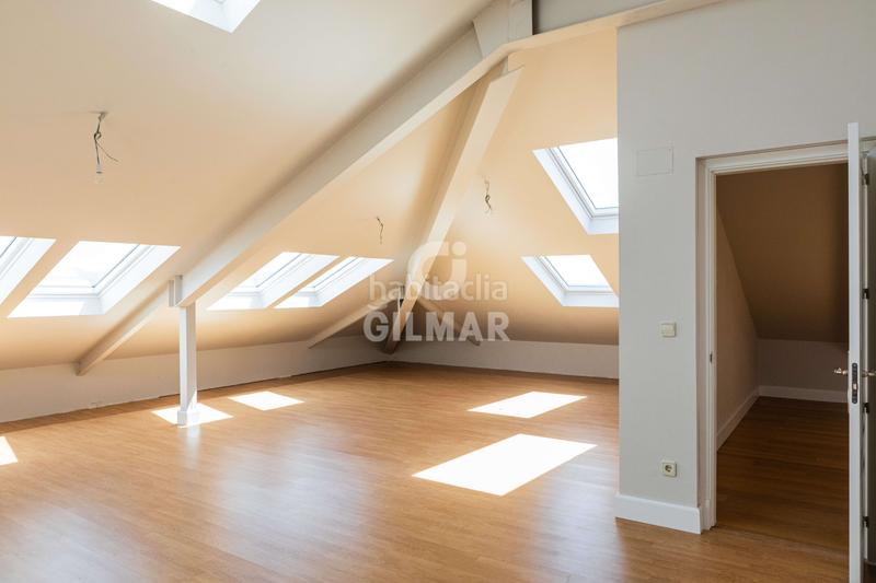 Foto 9d04b636-9b9f-49fe-8870-ef859c346cc3. Xalet amb calefacció aparcament piscina a Navalquejigo-Los Arroyos Escorial (El)