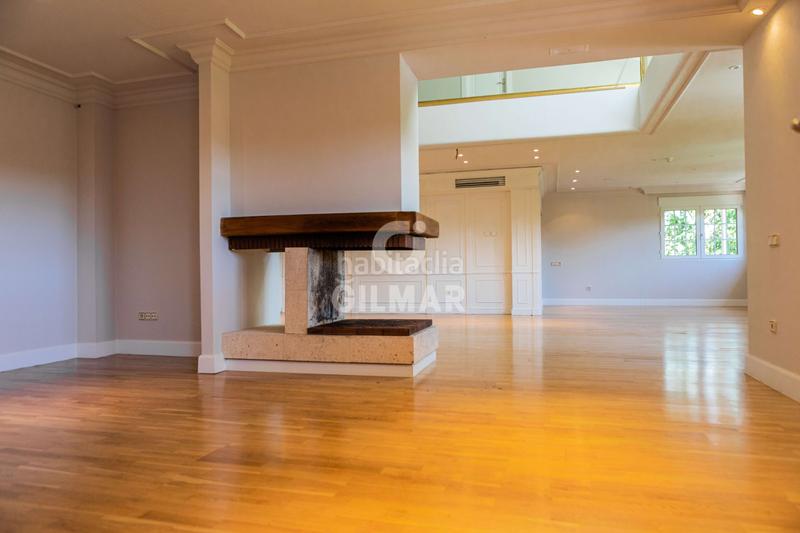 Foto a8537a1a-6976-4180-8de0-651c0f0c2e67. Xalet amb calefacció aparcament piscina a Navalquejigo-Los Arroyos Escorial (El)