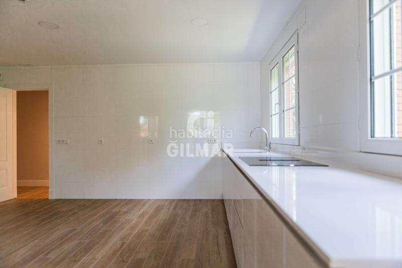 Foto aae151a5-fb38-471e-a279-652f1e482571. Xalet amb calefacció aparcament piscina a Navalquejigo-Los Arroyos Escorial (El)