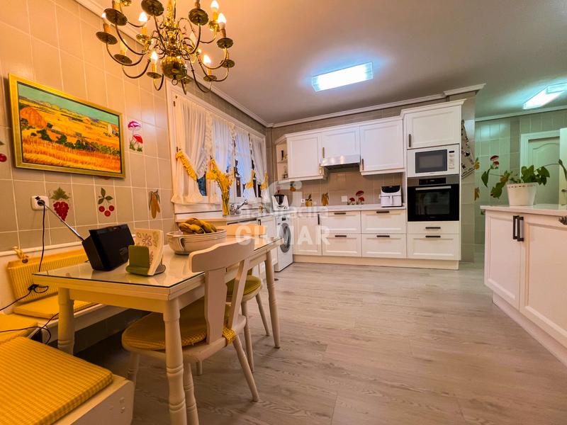 Foto 3f34ce79-1108-4663-954a-89d81c5a4aad. Chalet se pone en venta chalet exclusivo en urbanización dominio de fontenebro . con vigilancia 24 horas, club social, re en Collado Villalba