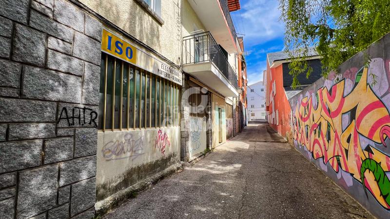 Foto fac7bfca-f39e-4d2d-9102-a6ab38e3c28a. Local commercial avec chauffage dans Guadarrama