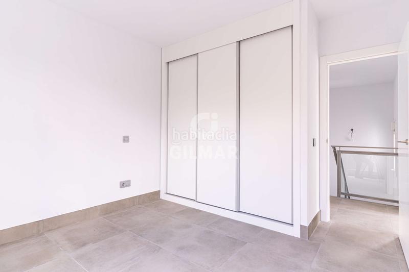 Foto acb94015-d991-4980-80f4-84edaf7edca3. Casa pareada descubre esta magnífica oportunidad de adquirir un chalet pareado de obra nueva . ubicado en una tranquila área res en Torrelodones