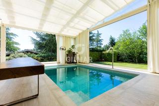 Xalet en Puerto Galapagar-Las Cuestas. Chalet independiente en galapagar exclusividad y confort en un e
