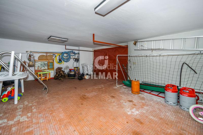 Foto 58b40ab9-1b5c-4fd0-a749-cb7441c838ba. Chalet descubre este impresionante chalet independiente con piscina ubicado en becerril, un enclave privilegiado en el noroeste de madrid en Becerril de la Sierra