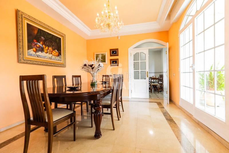 Foto 243a2f3b-d8bf-482b-aaff-518054957136. Chalet mit heizung parking pool in Fontenebro-Altavista Collado Villalba