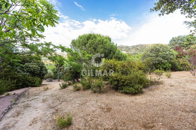 Foto 3c9e3ee1-c334-4567-aa32-945c495f399d. Chalet mit heizung parking pool in Fontenebro-Altavista Collado Villalba