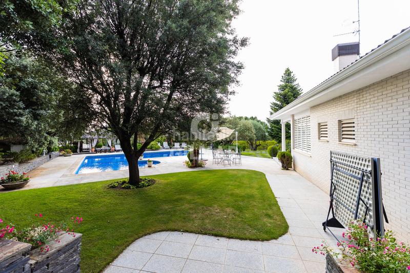 Foto 9fb82d9d-c47b-4849-aff2-c49e232e0b68. Chalet mit heizung parking pool in Fontenebro-Altavista Collado Villalba