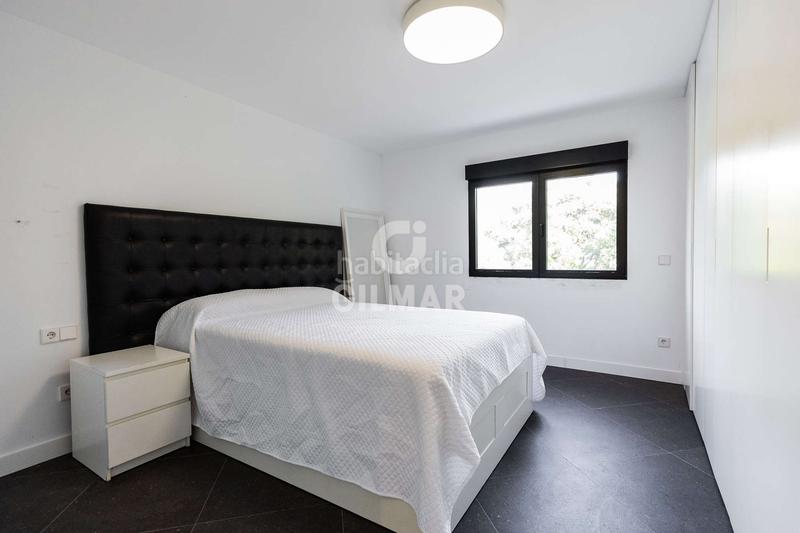 Foto 34bcb5fc-1303-4ca8-aeeb-259218bf4e3a. Chalet  independiente en venta urbanización privadadescubre este impresionante chalet independiente, completamente reformado y list en Collado Villalba