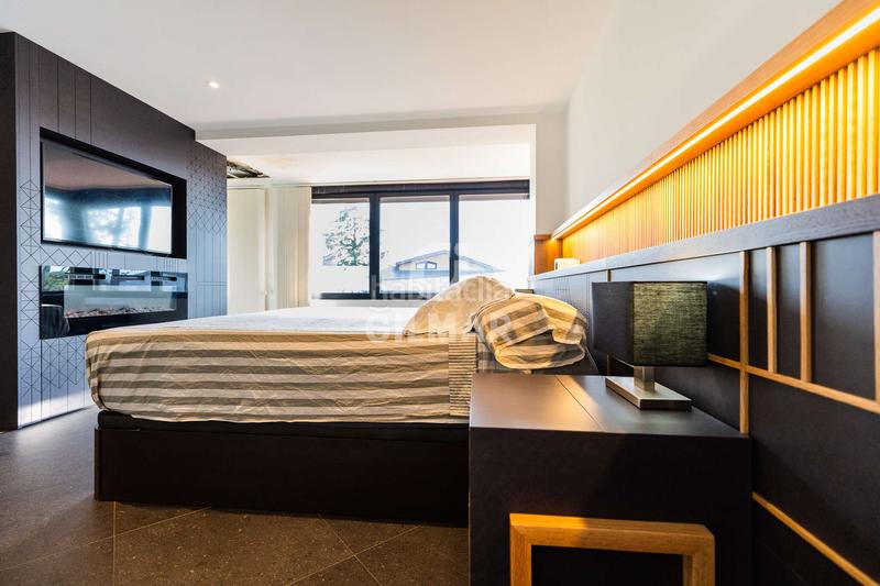 Foto 709b9214-4f6c-4900-a343-95117253b057. Chalet  independiente en venta urbanización privadadescubre este impresionante chalet independiente, completamente reformado y list en Collado Villalba