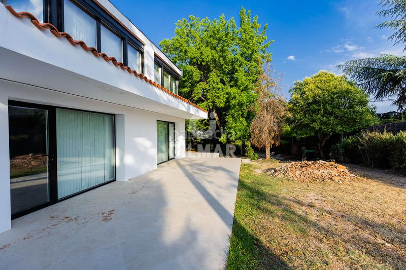 Foto 7b446e65-60dd-4127-8844-2f561efec1e2. Chalet  independiente en venta urbanización privadadescubre este impresionante chalet independiente, completamente reformado y list en Collado Villalba