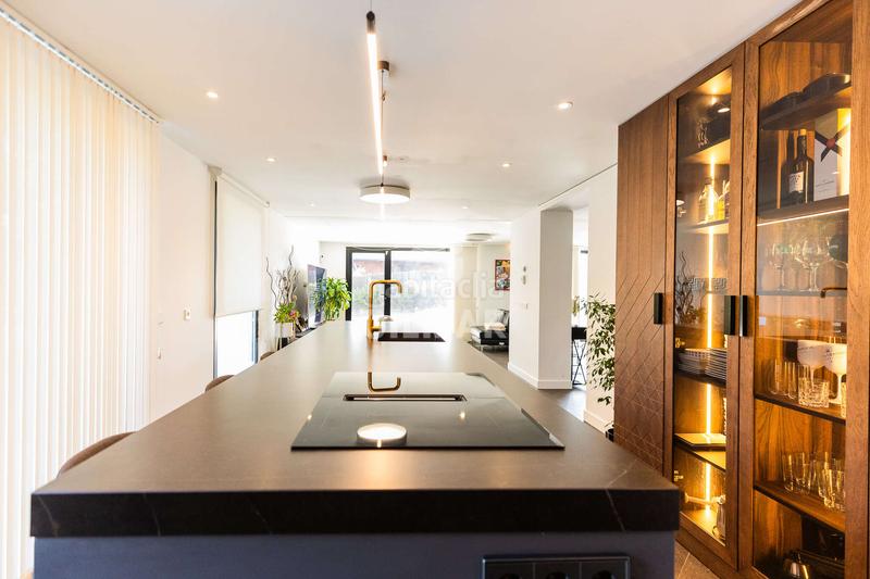 Foto 886c480d-c72b-4983-98de-e7b62f72ada2. Chalet  independiente en venta urbanización privadadescubre este impresionante chalet independiente, completamente reformado y list en Collado Villalba